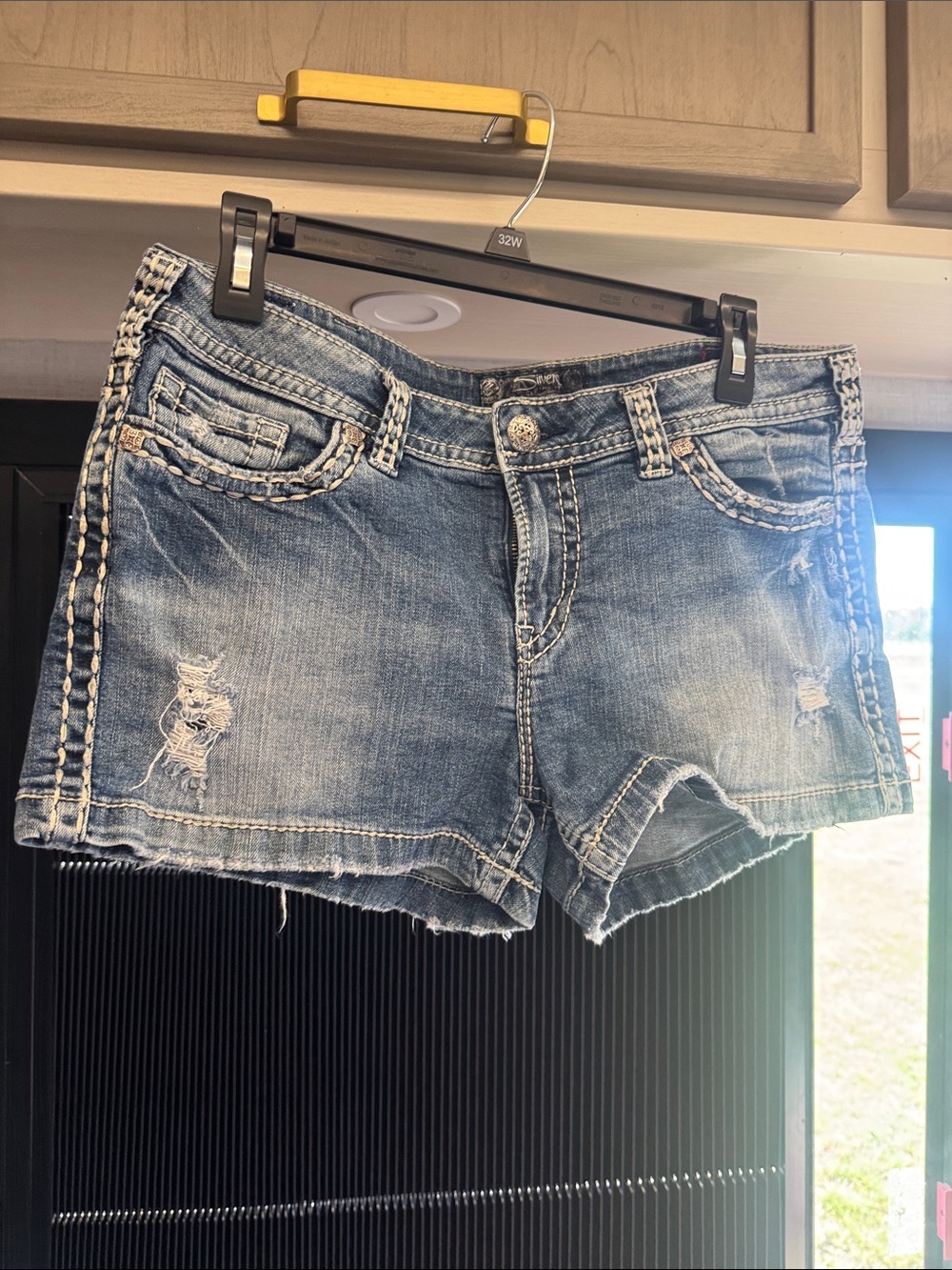 Silver Jeans Women's Medium Blue Distressed Denim Shorts